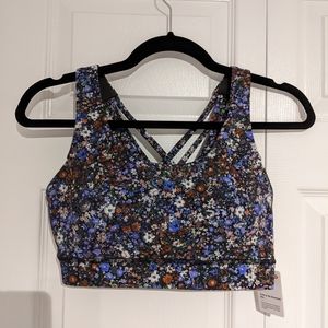 Free to be Elevated size 8